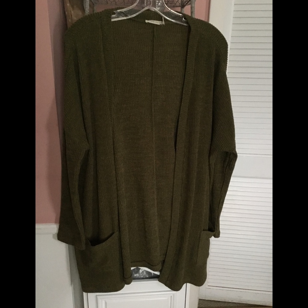 Miss Love ladies large Heather olive cardigan
